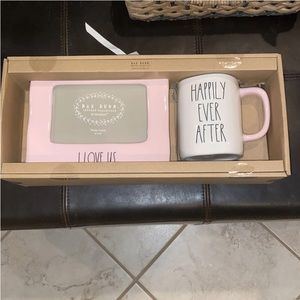 happily ever after brand new mug set